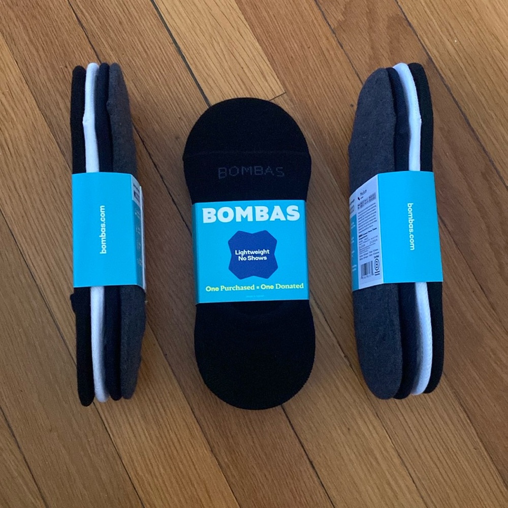 NWT Bombas women’s medium lightweight no shows 3x 4packs